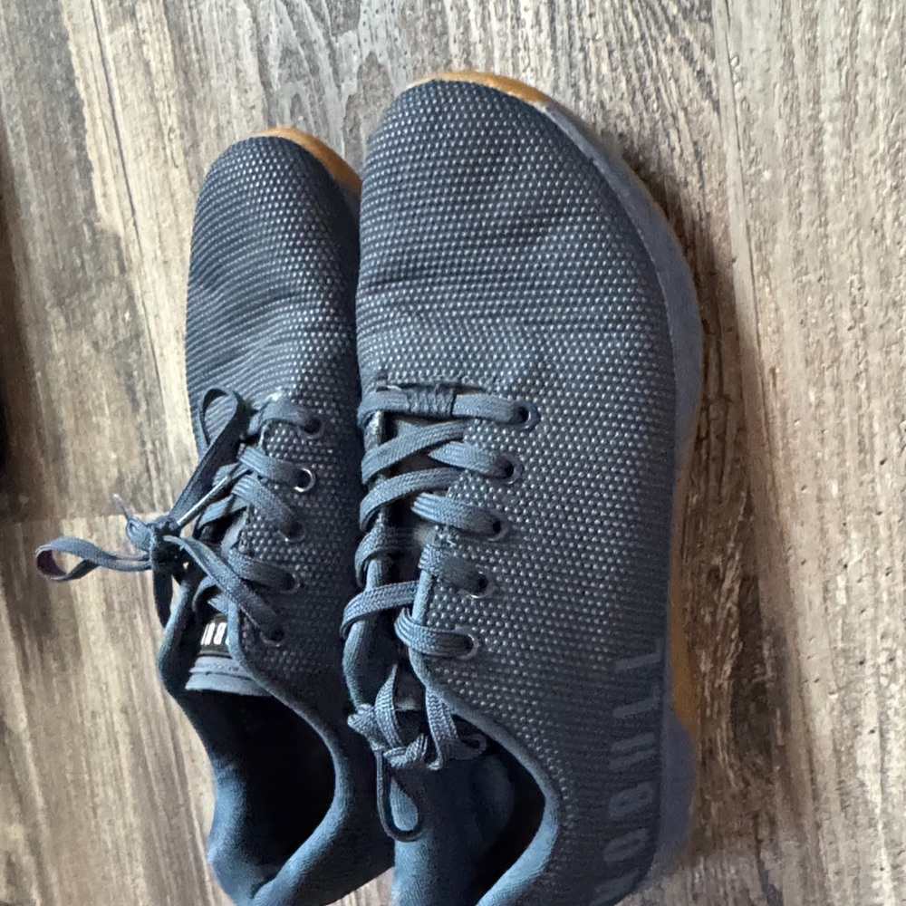 NOBULL Men's Navy Blue Sneakers